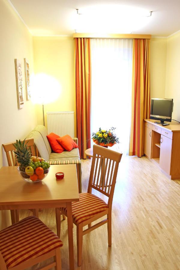 Hotel Der Stockinger Unterpremstätten Chambre photo